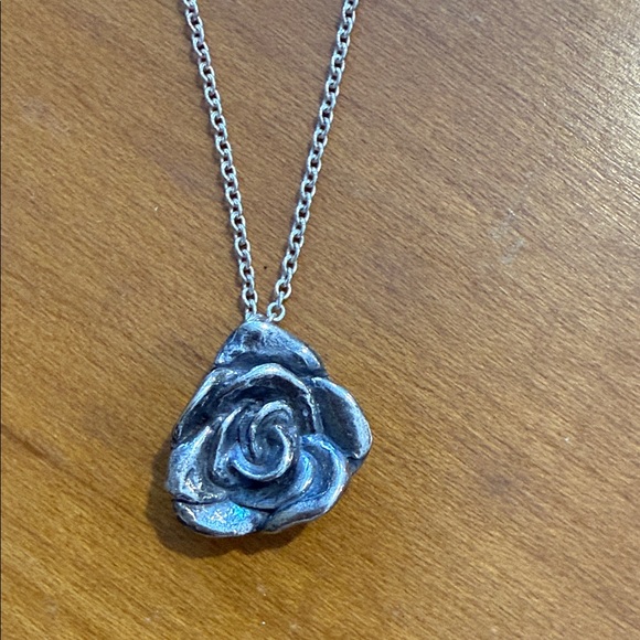 Sundance Silver Rose Pendant Necklace - Picture 2 of 4